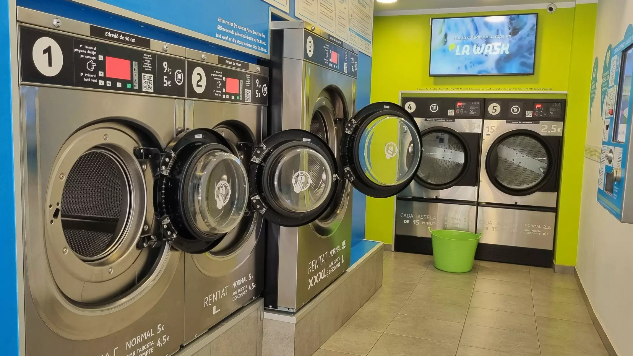 Lavandería autoservicio La Wash Londres 81 Barcelona - Servicios de lavado y secado